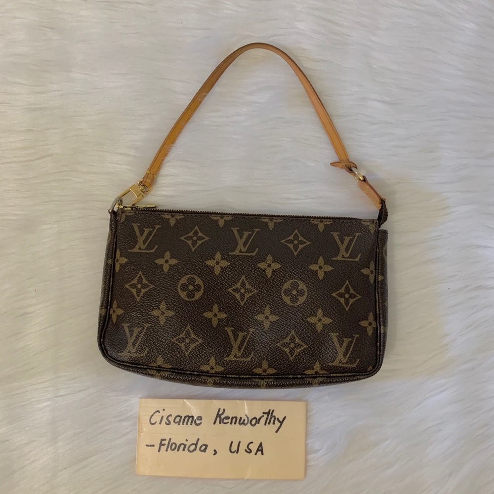 Authentic Louis Vuitton Pochette Accessory